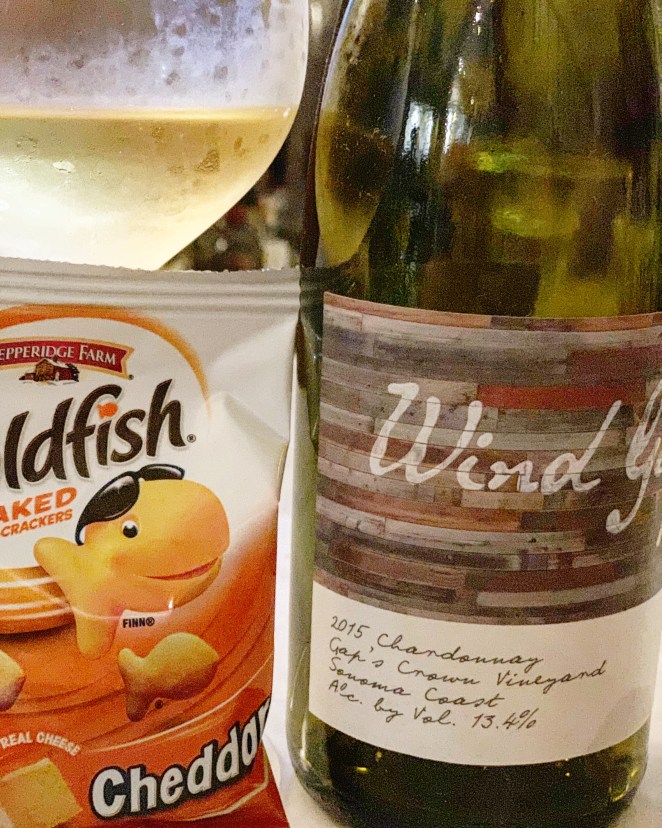 White vs Red Wine: Contrasting Wine Varietals