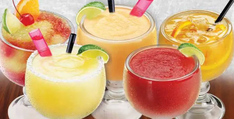 Texas Roadhouse Drinks Menu: Pairing Drinks with Meals